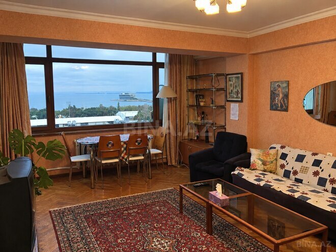 Satılır 2 otaqlı köhnə tikili 50 m², Sahil m., photo 4 from 13