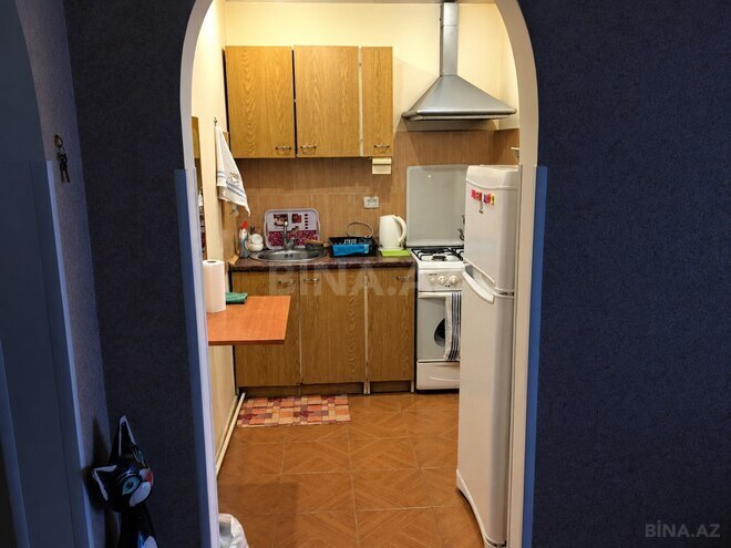 Satılır 2 otaqlı köhnə tikili 50 m², Sahil m., photo 7 from 13