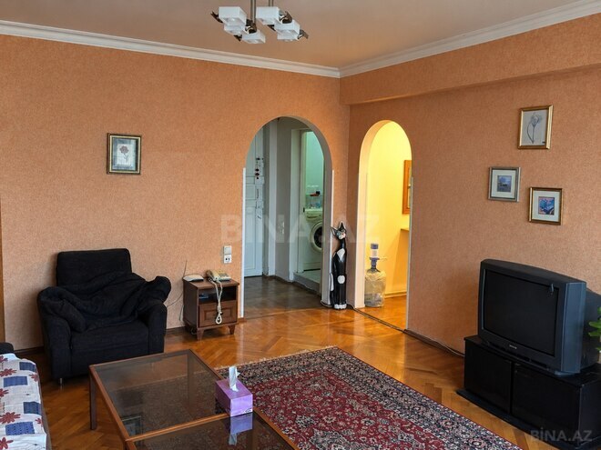 Satılır 2 otaqlı köhnə tikili 50 m², Sahil m., photo 3 from 13