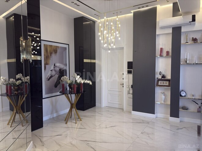 Продаётся 3-комн. новостройка 135 м², м. Нефтчиляр, photo 1 from 16