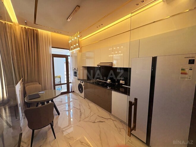 Продаётся 3-комн. новостройка 135 м², м. Нефтчиляр, photo 6 from 16