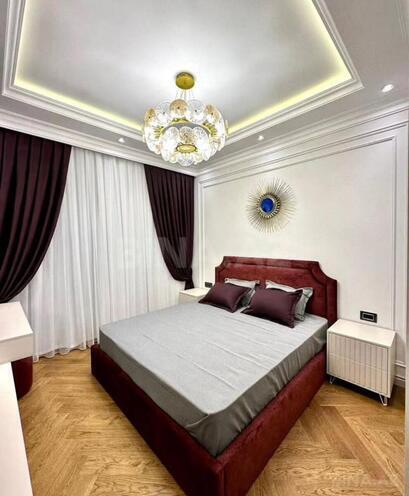 Продаётся 3-комн. вторичка 92 м², м. Насими, photo 4 from 10