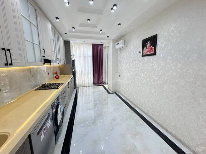 Продаётся 3-комн. новостройка 130 м², м. Кара Караев, photo 12 from 16