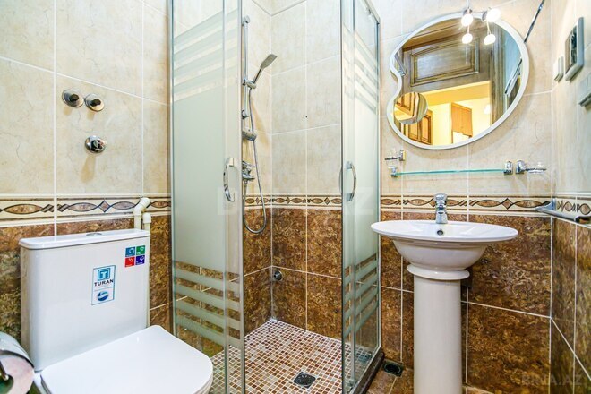 Сдаётся 4-комн. вторичка 145 м², м. Сахил, photo 12 from 32