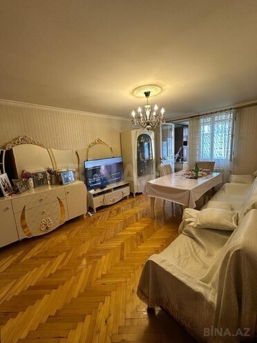 Продаётся 3-комн. вторичка 75 м², м. Элмляр Академиясы, photo 3 from 18