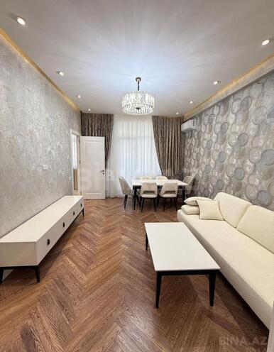 Сдается 2-комн. новостройка 68 м², м. Элмляр Академиясы, photo 3 from 11