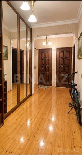 Satılır 4 otaqlı köhnə tikili 100 m², Bakıxanov q., photo 5 from 13