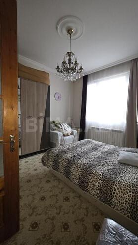 Satılır 2 otaqlı köhnə tikili 70 m², Nəsimi r., photo 1 from 20