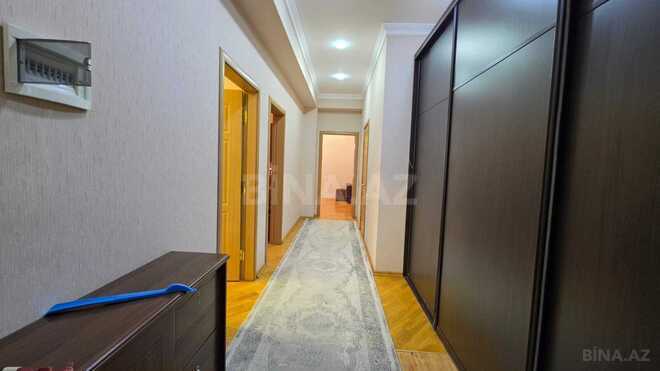 Продаётся 2-комн. новостройка 105 м², м. Кара Караев, photo 1 from 13