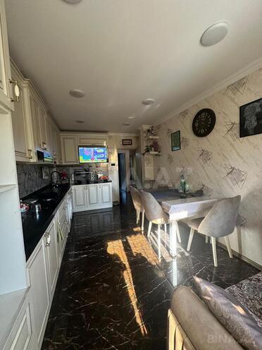 Продается 3-комн. вторичка 90 м², м. Нефтчиляр, photo 3 from 14