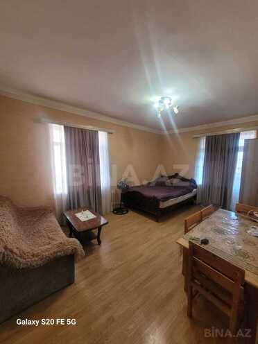 Продается 1-комн. вторичка 40 м², м. Ази Асланов, photo 1 from 10