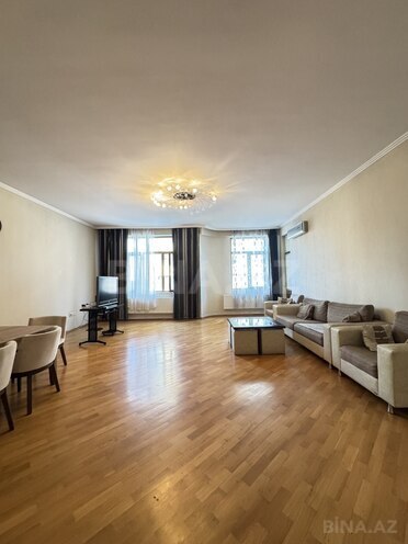 Продаётся 3-комн. новостройка 171 м², м. 8 ноября, photo 1 from 13