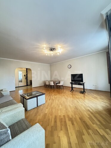 Продаётся 3-комн. новостройка 171 м², м. 8 ноября, photo 4 from 13