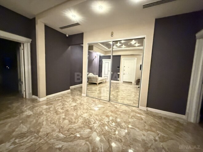 Продаётся 4-комн. новостройка 233 м², м. Низами, photo 21 from 28