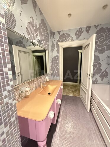 Продаётся 4-комн. новостройка 233 м², м. Низами, photo 14 from 28
