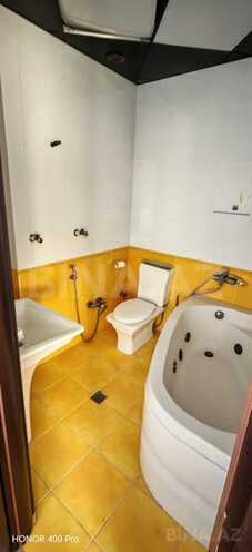 Сдаётся 3-комн. новостройка 140 м², м. Низами, photo 17 from 29