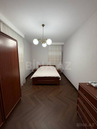 Satılır 8 otaqlı həyət evi/bağ evi 400 m², Şüvəlan q., photo 20 from 32