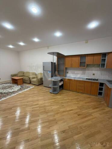 Satılır 8 otaqlı həyət evi/bağ evi 400 m², Şüvəlan q., photo 24 from 32
