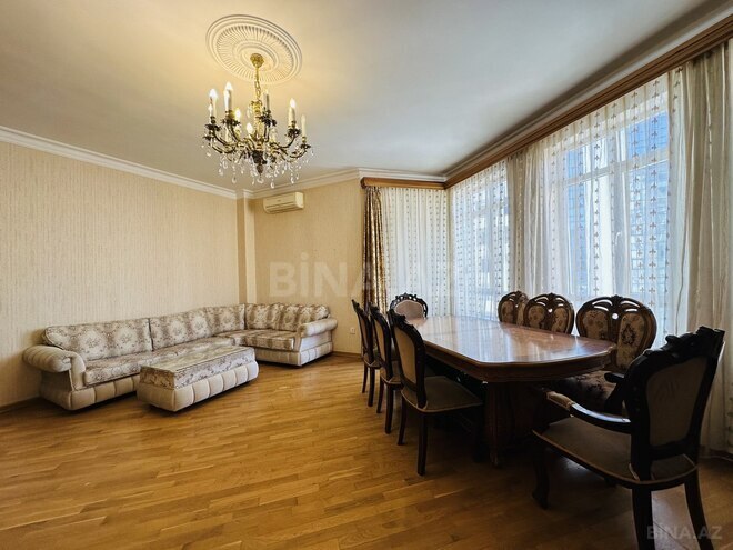 İcarəyə verilir 3 otaqlı yeni tikili 125 m², 28 May m., photo 3 from 19