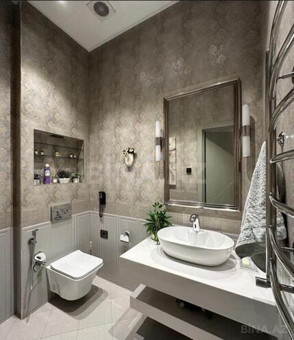 Сдается 3-комн. новостройка 140 м², м. Низами, photo 11 from 13