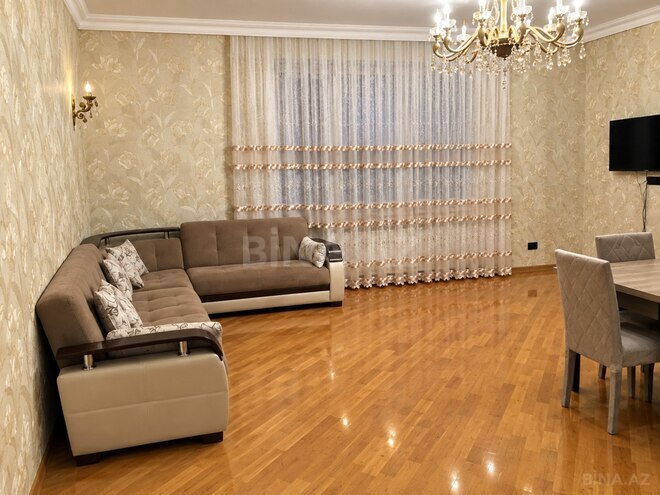 Сдается 3-комн. новостройка 115 м², Насиминский  р., photo 3 from 14