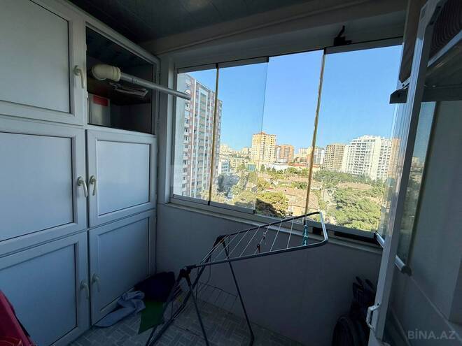 Продаётся 2-комн. новостройка 71 м², м. Кара Караев, photo 11 from 13