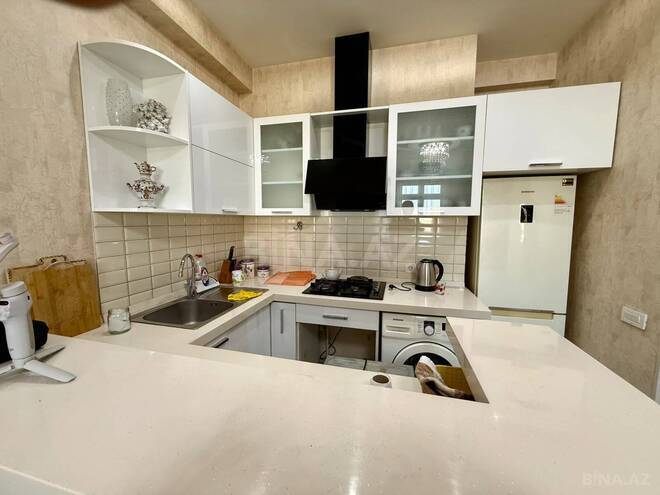 Продаётся 2-комн. новостройка 71 м², м. Кара Караев, photo 5 from 13