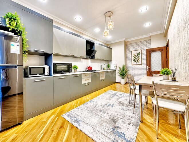 İcarəyə verilir 2 otaqlı yeni tikili 100 m², Qara Qarayev m., photo 9 from 13