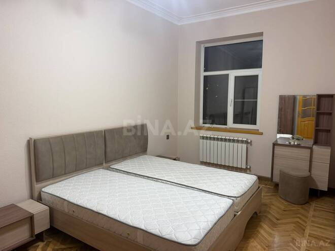 Сдаётся 3-комн. вторичка 80 м², м. Низами, photo 5 from 13