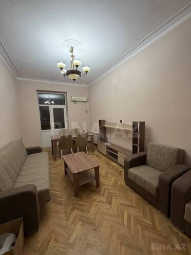 Сдаётся 3-комн. вторичка 80 м², м. Низами, photo 3 from 13