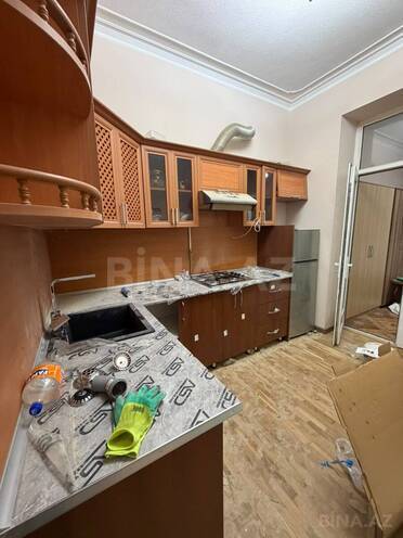 Сдаётся 3-комн. вторичка 80 м², м. Низами, photo 10 from 13