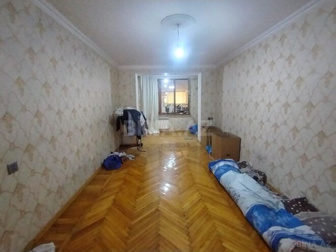 Satılır 2 otaqlı köhnə tikili 75 m², İnşaatçılar m., photo 8 from 18