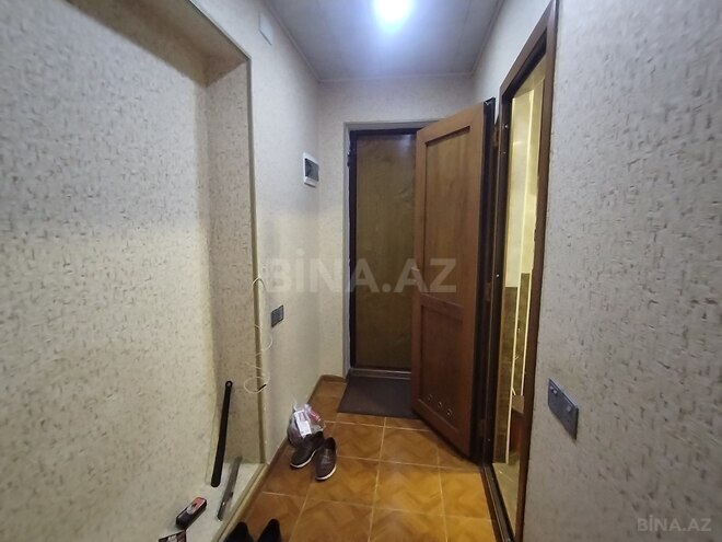 Satılır 2 otaqlı köhnə tikili 75 m², İnşaatçılar m., photo 11 from 18