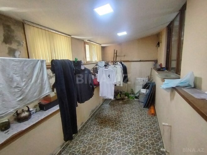 Satılır 2 otaqlı köhnə tikili 75 m², İnşaatçılar m., photo 12 from 18