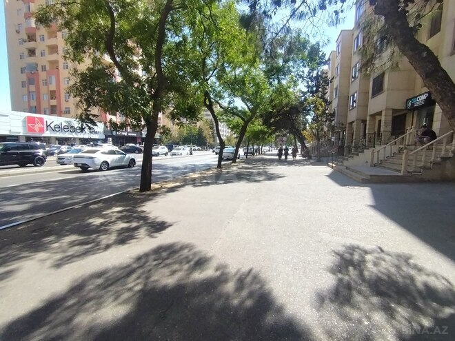 Satılır 2 otaqlı köhnə tikili 75 m², İnşaatçılar m., photo 6 from 18