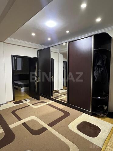 Сдается 3-комн. новостройка 90 м², м. Нефтчиляр, photo 7 from 16