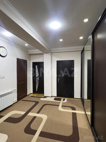 Сдается 3-комн. новостройка 90 м², м. Нефтчиляр, photo 10 from 16