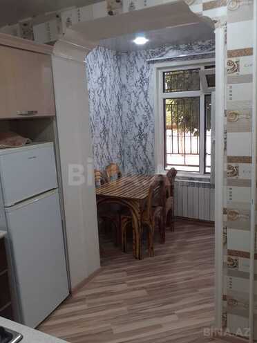Сдается 2-комн. вторичка 60 м², м. Нефтчиляр, photo 7 from 12