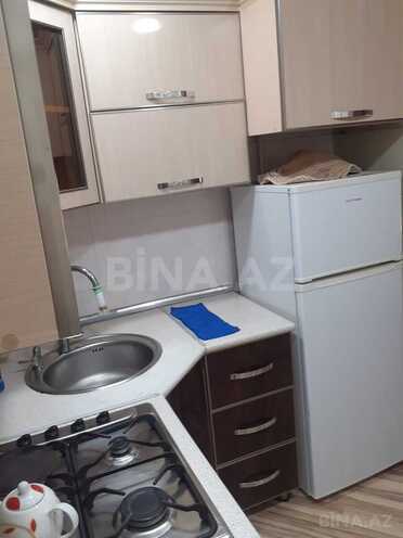 Сдается 2-комн. вторичка 60 м², м. Нефтчиляр, photo 6 from 12