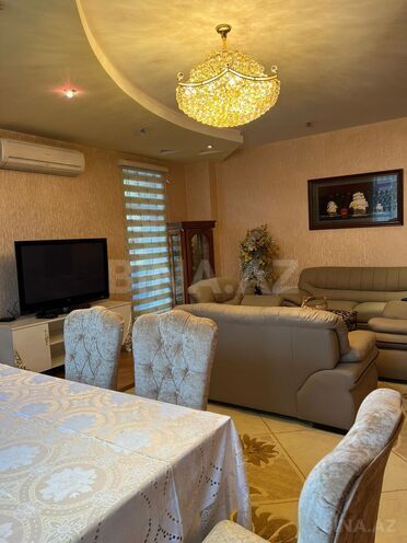 Сдаётся 3-комн. новостройка 135 м², м. Низами, photo 3 from 19