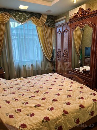 Сдаётся 3-комн. новостройка 135 м², м. Низами, photo 9 from 19