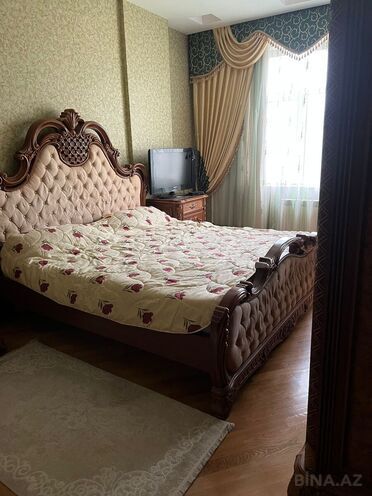 Сдаётся 3-комн. новостройка 135 м², м. Низами, photo 11 from 19