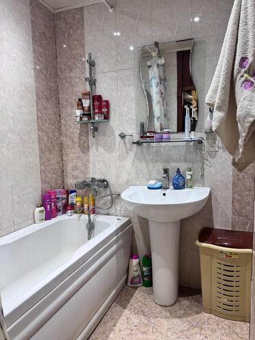 Продается 4-комн. вторичка 100 м², м. Ахмедлы, photo 22 from 24
