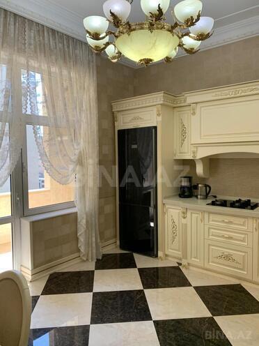 Сдаётся 3-комн. новостройка 140 м², м. 28 мая, photo 16 from 23