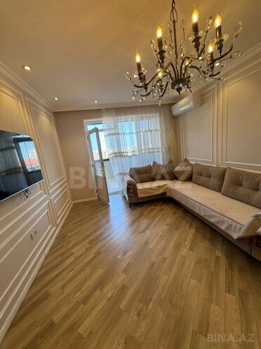 Сдаётся 2-комн. новостройка 80 м², м. 8 ноября, photo 1 from 11