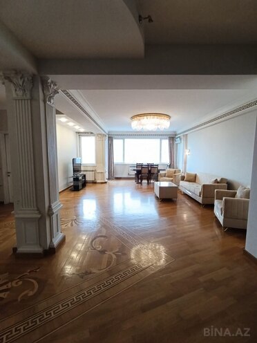 İcarəyə verilir 3 otaqlı yeni tikili 176 m², İçəri Şəhər m., photo 1 from 28