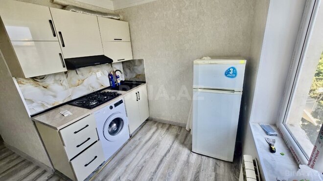 Продаётся 1-комн. вторичка 35 м², м. Кара Караев, photo 4 from 12