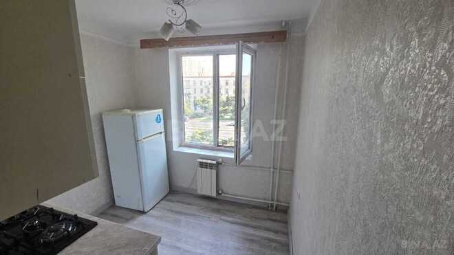 Продаётся 1-комн. вторичка 40 м², м. Кара Караев, photo 6 from 10