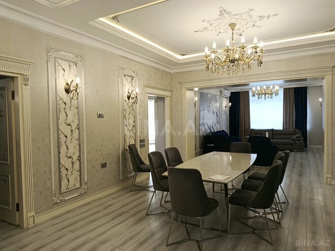 Продаётся 4-комн. новостройка 221 м², м. Низами, photo 1 from 28