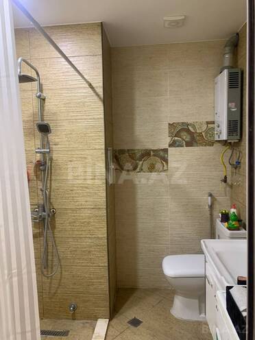 Продаётся 5-комн. вторичка 110 м², м. Ази Асланов, photo 17 from 21